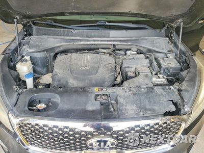 Zdjęcie 12 z 13 samochodu: 2016 KIA SORENTO SX V6 VIN:5XYPK4A58GG079321 - miniatura