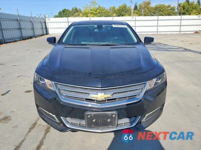 Piąte zdjęcie samochodu w środku: 2018 CHEVROLET IMPALA LT VIN:1G1105SA0JU130967 - miniatura