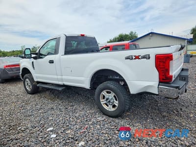 Drugie zdjęcie samochodu z przodu: 2017 FORD F250 SUPER DUTY VIN:1FTBF2B66HEB72309 - miniatura