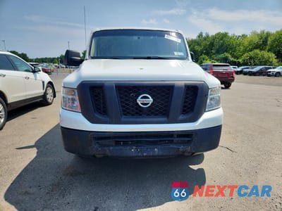 Piąte zdjęcie samochodu w środku: 2014 NISSAN NV 2500 HD S VIN:1N6BF0KX2EN105678 - miniatura