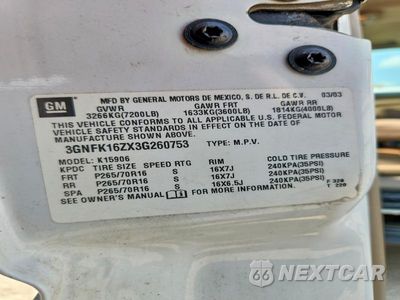Zdjęcie 13 z 13 samochodu: 2003 CHEVROLET SUBURBAN VIN:3GNFK16ZX3G260753 - miniatura