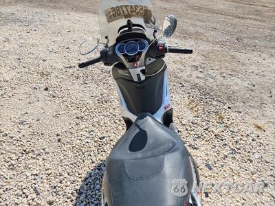 Zdjęcie 6 z 9 samochodu: 2016 PIAGGIO BV 350 VIN:ZAPM690TXG5201107 - miniatura