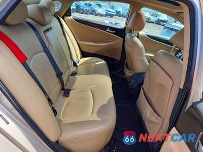 Zdjęcie 10 z 12 samochodu: 2011 HYUNDAI SONATA LIMITED VIN:5NPEC4AC1BH203708 - miniatura