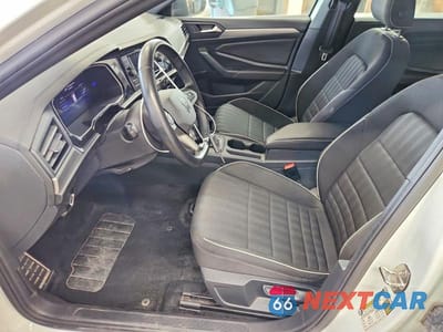 Zdjęcie 7 z 12 samochodu: 2024 VOLKSWAGEN JETTA SPORT VIN:3VWBM7BU0RM072491 - miniatura