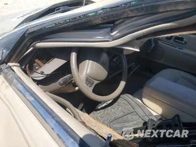 Zdjęcie 8 z 12 samochodu: 1999 LINCOLN TOWN CAR CARTIER VIN:1LNHM83W8X4652670 - miniatura