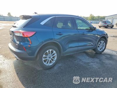 Trzecie zdjęcie samochodu z tyłu: 2020 FORD ESCAPE SE VIN:1FMCU9G60LUA10830 - miniatura