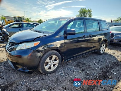 2014 TOYOTA SIENNA L 7-PASSENGER 5TDZK3DC9ES457319 - główne zdjęcie licytacji z USA - miniatura