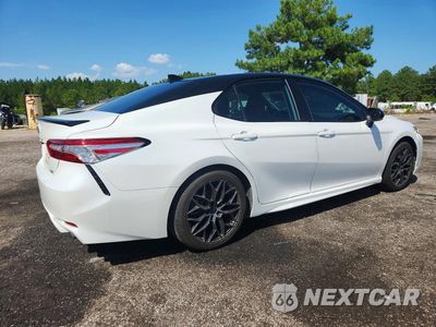 Trzecie zdjęcie samochodu z tyłu: 2020 TOYOTA CAMRY XSE VIN:4T1K61AK9LU382566 - miniatura