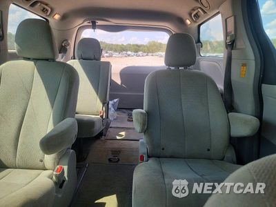 Zdjęcie 10 z 13 samochodu: 2013 TOYOTA SIENNA L 7-PASSENGER VIN:5TDZK3DC8DS398536 - miniatura
