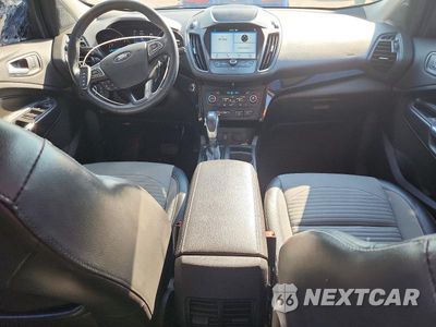 Zdjęcie 8 z 13 samochodu: 2019 FORD ESCAPE SE VIN:1FMCU9GD3KUB64199 - miniatura