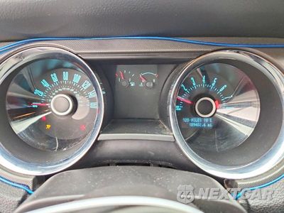 Zdjęcie 9 z 12 samochodu: 2013 FORD MUSTANG VIN:1ZVBP8AM6D5215859 - miniatura