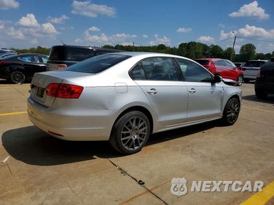 Trzecie zdjęcie samochodu z tyłu: 2011 VOLKSWAGEN JETTA SE VIN:3VWDZ7AJ5BM364421 - miniatura