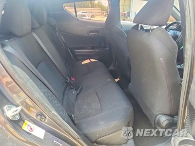 Zdjęcie 11 z 14 samochodu: 2019 TOYOTA C-HR LE VIN:NMTKHMBX4KR067721 - miniatura