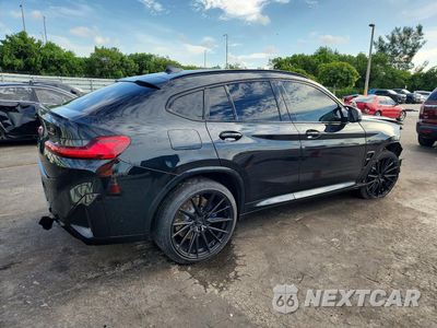 Trzecie zdjęcie samochodu z tyłu: 2022 BMW X4 M VIN:5YM23EC08N9J40641 - miniatura
