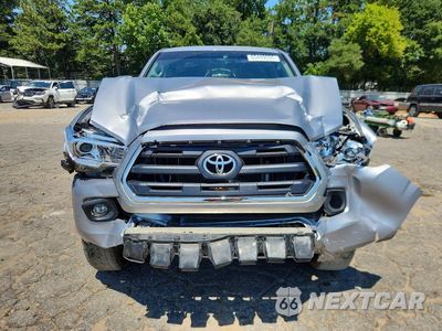 Piąte zdjęcie samochodu w środku: 2017 TOYOTA TACOMA SR5 VIN:5TFAX5GN5HX097083 - miniatura