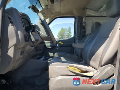 Zdjęcie 7 z 13 samochodu: 2017 NISSAN NV 1500 S VIN:1N6BF0KM1HN810496 - miniatura