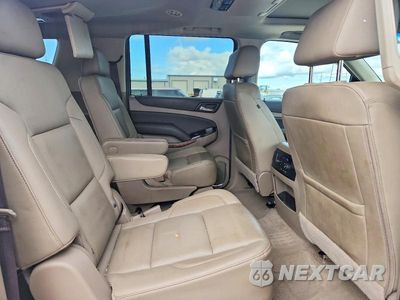 Zdjęcie 11 z 13 samochodu: 2019 CHEVROLET SUBURBAN K1500 PREMIER VIN:1GNSKJKC6KR144870 - miniatura