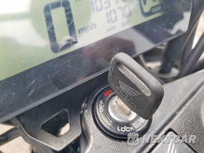 Zdjęcie 8 z 10 samochodu: 2023 HONDA GROM A VIN:MLHJC9252P5100992 - miniatura