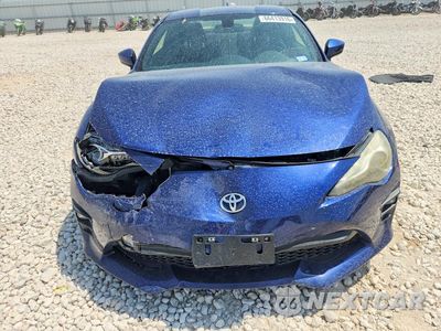 Piąte zdjęcie samochodu w środku: 2019 TOYOTA 86 GT VIN:JF1ZNAE12K8703030 - miniatura