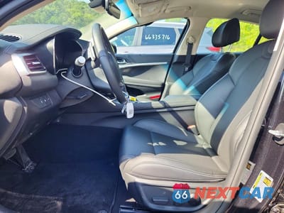 Zdjęcie 7 z 12 samochodu: 2026 GENESIS G70 2.5T STANDARD VIN:KMTG64SC6TU162788 - miniatura