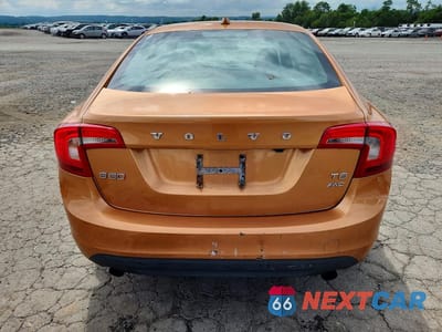 Zdjęcie 6 z 12 samochodu: 2011 VOLVO S60 T6 VIN:YV1902FH0B2007855 - miniatura