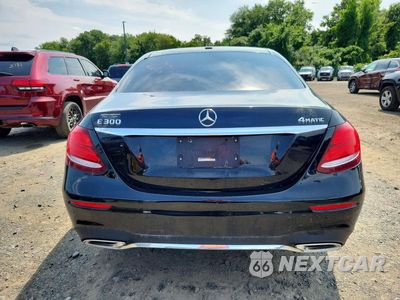 Zdjęcie 6 z 12 samochodu: 2017 MERCEDES-BENZ E 300 4MATIC VIN:WDDZF4KB1HA085924 - miniatura
