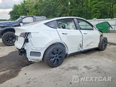 Trzecie zdjęcie samochodu z tyłu: 2025 TESLA MODEL Y VIN:7SAYGDEE0SF239629 - miniatura