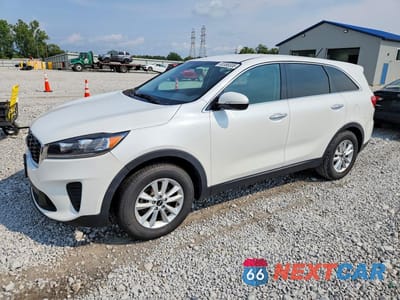 2020 KIA SORENTO S 5XYPG4A59LG615219 - główne zdjęcie licytacji z USA - miniatura