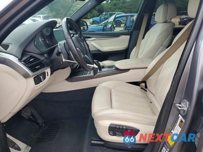 Zdjęcie 7 z 13 samochodu: 2016 BMW X5 XDR40E VIN:5UXKT0C54G0F74572 - miniatura