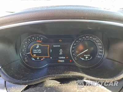 Zdjęcie 9 z 13 samochodu: 2017 LINCOLN MKC RESERVE VIN:5LMCJ3D99HUL33900 - miniatura