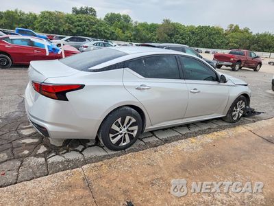 Trzecie zdjęcie samochodu z tyłu: 2020 NISSAN ALTIMA S VIN:1N4BL4BV4LC182438 - miniatura