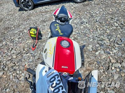 Piąte zdjęcie samochodu w środku: 2022 YAMAHA YZFR7 VIN:JYARM38E3NA003078 - miniatura