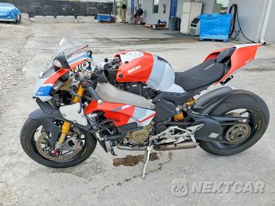 Trzecie zdjęcie samochodu z tyłu: 2019 DUCATI PANIGALE V4 VIN:ZDMDAGNW9KB011109 - miniatura