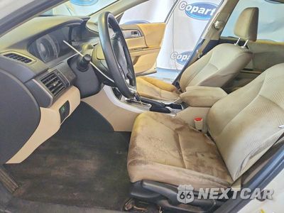 Zdjęcie 7 z 12 samochodu: 2015 HONDA ACCORD LX VIN:1HGCR2F31FA143429 - miniatura