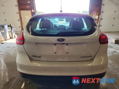 Zdjęcie 6 z 13 samochodu: 2018 FORD FOCUS TITANIUM VIN:1FADP3N24JL314426 - miniatura