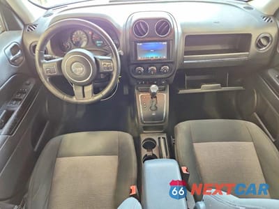 Zdjęcie 8 z 12 samochodu: 2011 JEEP PATRIOT SPORT VIN:1J4NF1GB4BD274308 - miniatura