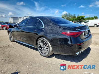 Drugie zdjęcie samochodu z przodu: 2022 MERCEDES-BENZ S 500 4MATIC VIN:W1K6G6DB0NA100191 - miniatura