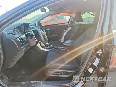 Zdjęcie 7 z 13 samochodu: 2015 HONDA ACCORD SPORT VIN:1HGCR2F52FA089673 - miniatura