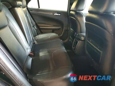 Zdjęcie 10 z 12 samochodu: 2014 CHRYSLER 300C VIN:2C3CCAKG8EH243969 - miniatura