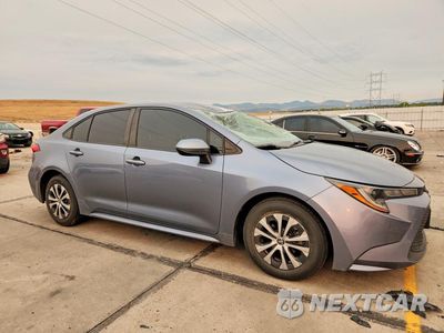 Czwarte zdjęcie samochodu z boku: 2022 TOYOTA COROLLA LE VIN:JTDEAMDE1N3005472 - miniatura