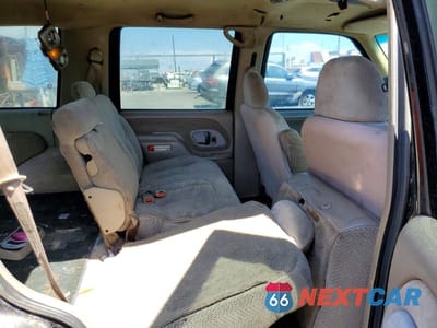 Zdjęcie 11 z 13 samochodu: 1996 GMC YUKON VIN:1GKEC13R7TJ713249 - miniatura