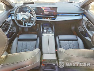 Zdjęcie 8 z 12 samochodu: 2026 BMW 530 XI VIN:WBA53FJ05TCW46035 - miniatura