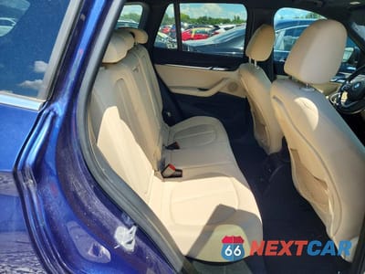 Zdjęcie 10 z 12 samochodu: 2018 BMW X1 SDRIVE28I VIN:WBXHU7C30J5L05558 - miniatura