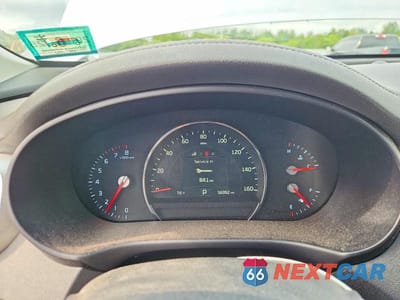 Zdjęcie 9 z 14 samochodu: 2018 KIA SORENTO LX V6 VIN:5XYPGDA5XJG423157 - miniatura