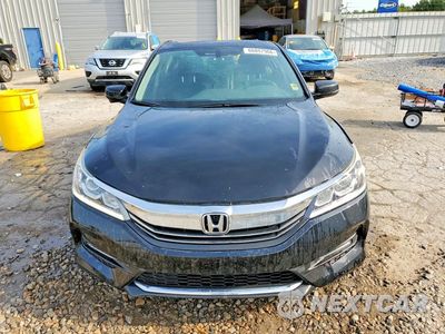 Piąte zdjęcie samochodu w środku: 2017 HONDA ACCORD EXL VIN:1HGCR3F88HA007366 - miniatura