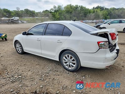 Drugie zdjęcie samochodu z przodu: 2011 VOLKSWAGEN JETTA SE VIN:3VWDZ7AJ7BM109480 - miniatura