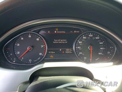 Zdjęcie 9 z 13 samochodu: 2015 AUDI A8 QUATTRO VIN:WAUJGAFD0FN019057 - miniatura