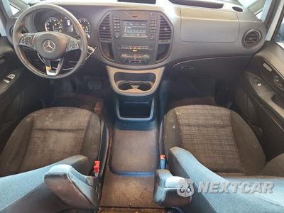 Zdjęcie 8 z 13 samochodu: 2016 MERCEDES-BENZ METRIS VIN:WD3PG2EA5G3120905 - miniatura