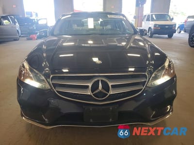 Piąte zdjęcie samochodu w środku: 2016 MERCEDES-BENZ E 350 4MATIC VIN:WDDHF8JB6GB206959 - miniatura
