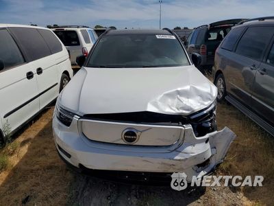 Piąte zdjęcie samochodu w środku: 2021 VOLVO XC40 RECHARGE VIN:YV4ED3UR5M2583953 - miniatura